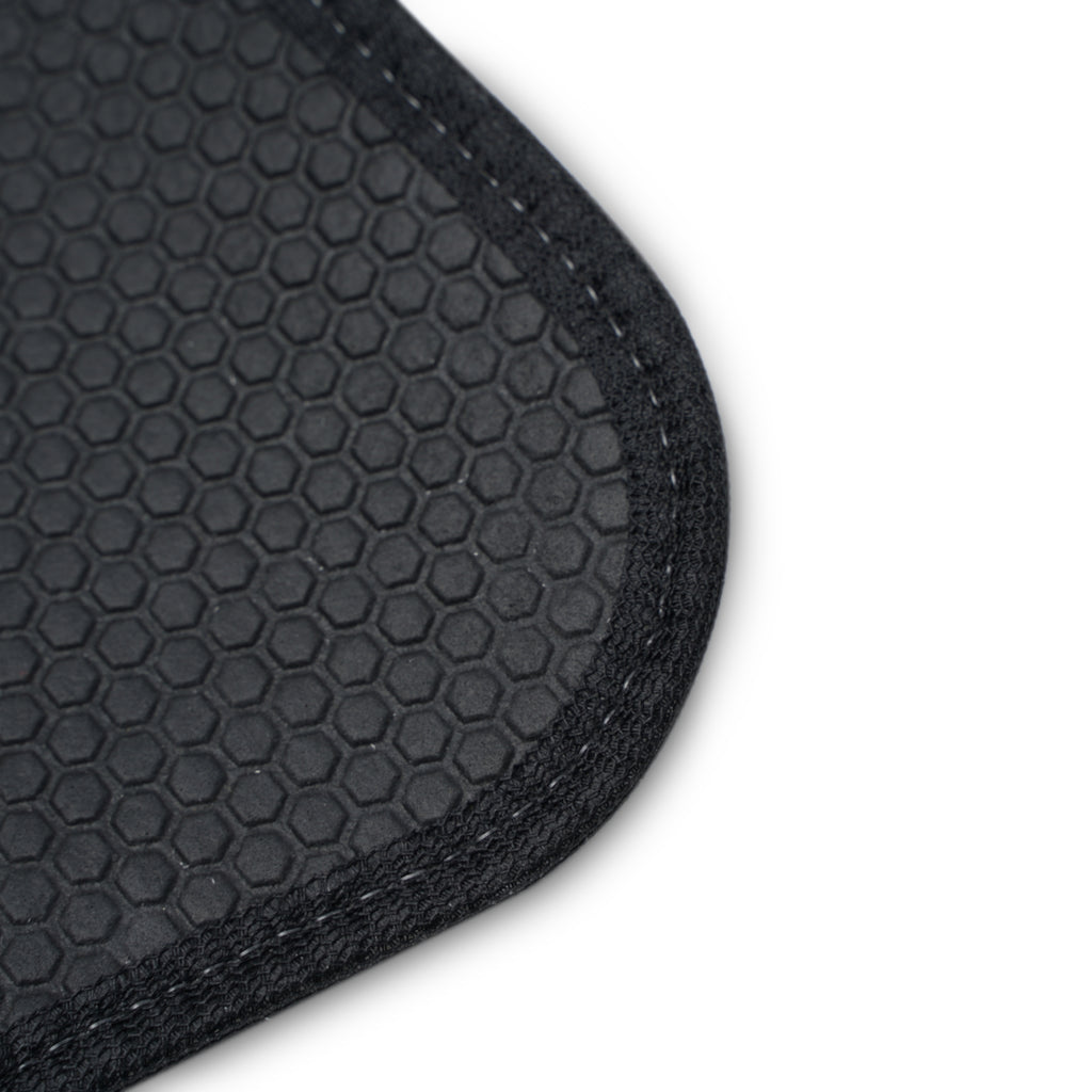 Black Car Mats- Simple
